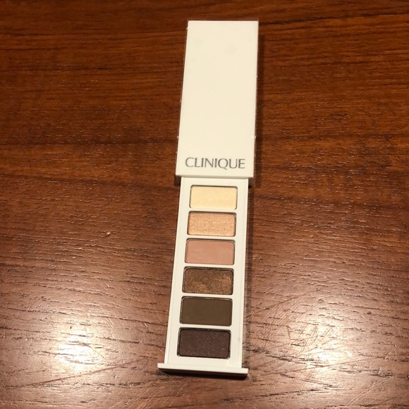 Clinique Other - NEW Clinique All About Shadow Palette